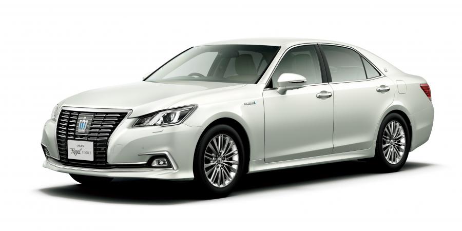  Toyota Crown Royal Saloon G Hybrid (S210) 2015 года  (фото 4 из 7)